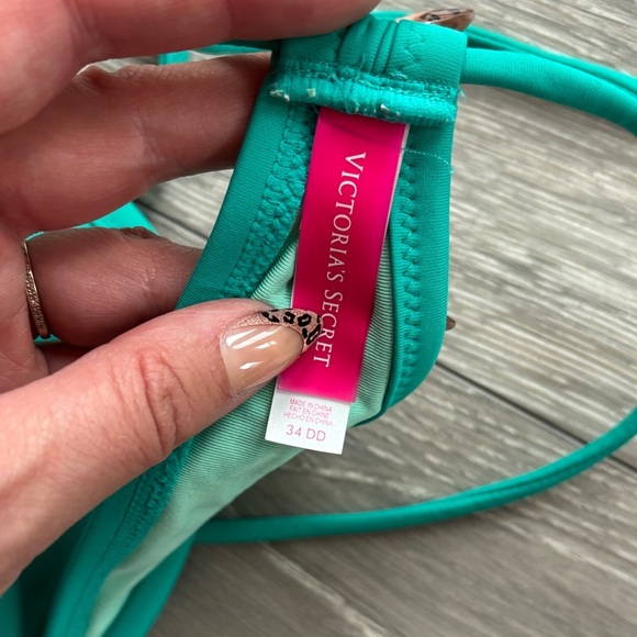 Victoria's Secret Teal and Turquoise Bikini - Picture 5 of 6